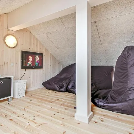Holiday home 8 Bedroom Beautiful In Bogense