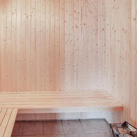 Prázdninový dům Gorgeous In With Sauna Bogense